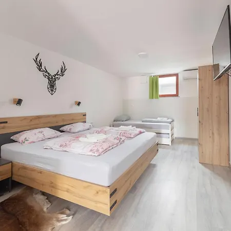 Apartma Naravni Biser Appartamento Brezje